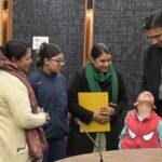 विधवा शांति राणा के सिर से जिला प्रशासन ने हटाया कर्ज का भार; सीएसआर फंड से 4 लाख बैंक खाते में हस्तांतरित; मॉं बच्चे हुए भारमुक्त