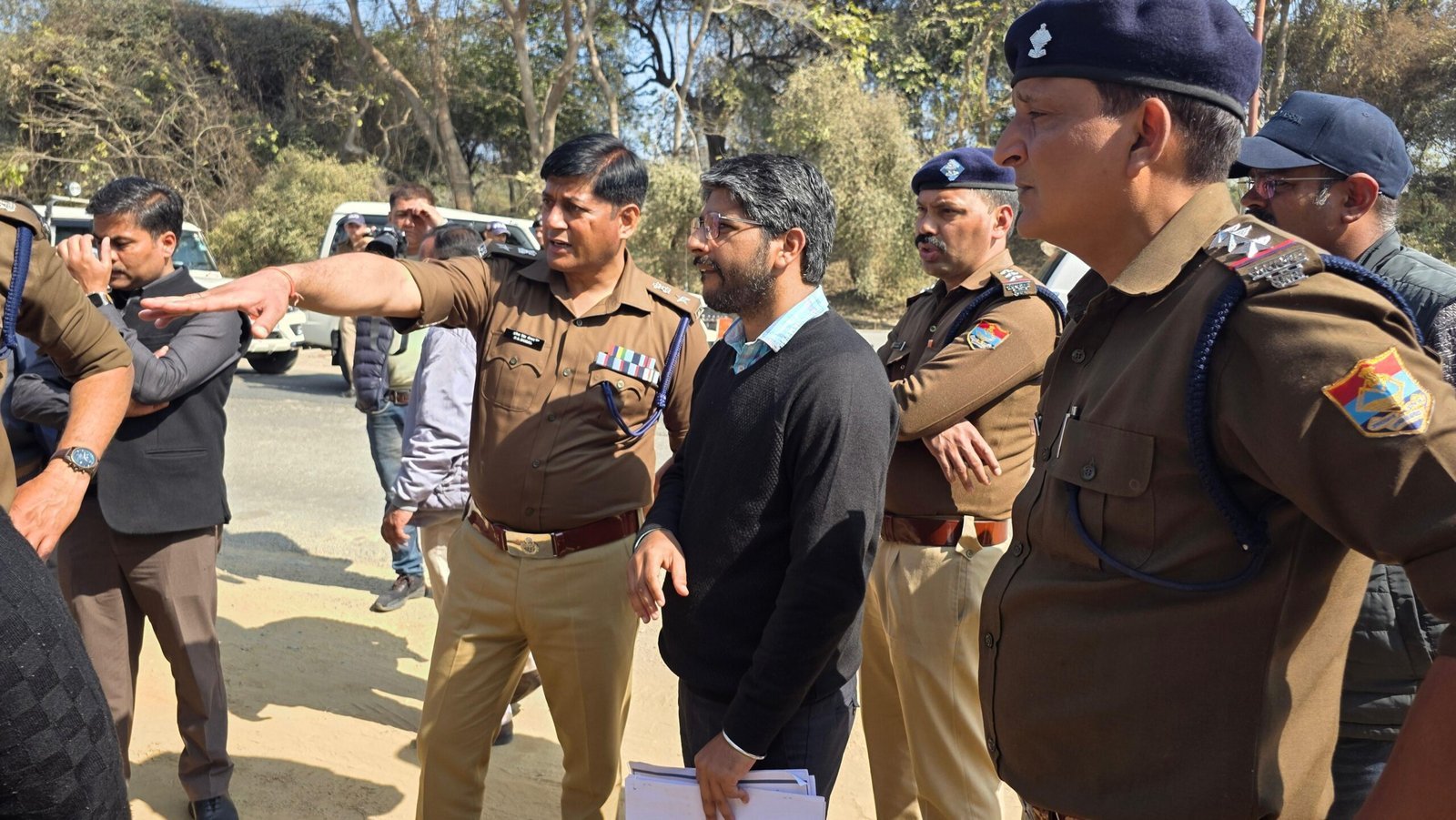 हरिद्वार की सड़कों पर जब SSP ने खुद संभाली कांवड़ियों की सेवा की कमान*