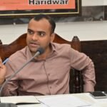 एलपीजी गैस आपूर्ति को लेकर जिलाधिकारी ने की समीक्षा बैठक