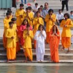 परमार्थ निकेतन गंगा तट पर अभिनेत्री भूमि पेडनेकर का भावपूर्ण आध्यात्मिक अनुभव