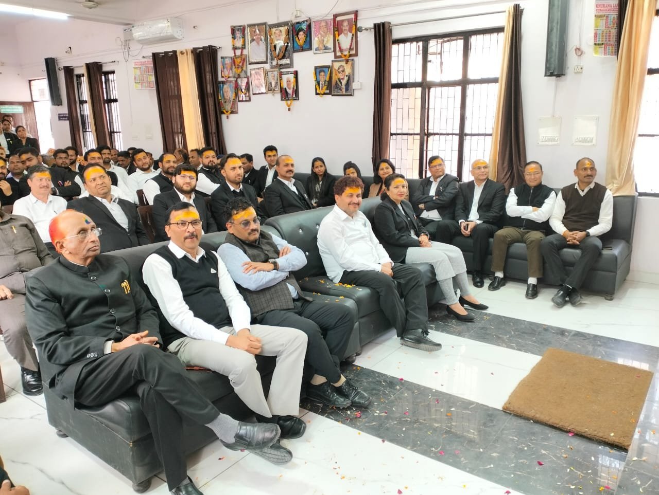 हरिद्वार जिला बार संघ की ओर से होली मिलन कार्यक्रम आयोजित किया गया