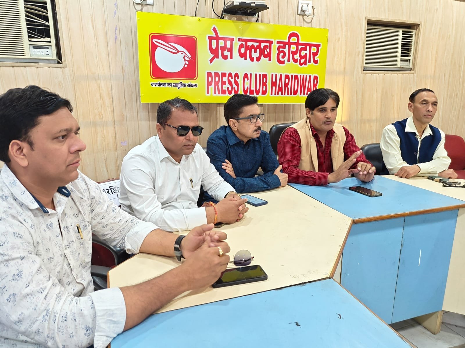 पत्रकारिता ईमानदारी और निष्ठा से करें :धर्मेंद्र चौधरी