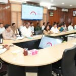 मुख्य सचिव श्री आनन्द बर्द्धन ने बुधवार को सचिवालय में स्टेट प्रगति पोर्टल की समीक्षा की