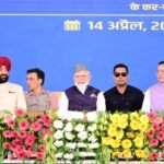 सड़क परिवहन, राजमार्ग मंत्री नितिन गड़करी ने रखा विकास परियोजनाओं का विवरण