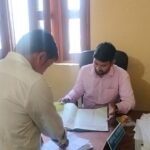 उपजिलाधिकारी ऊखीमठ ने जल संस्थान इकाई कार्यालय का किया निरीक्षण, शिकायत निस्तारण में देरी पर जताई नाराजगी