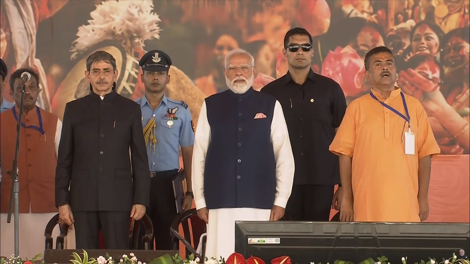 पश्चिम बंगाल में पहली बार भाजपा सरकार का गठन, शपथ ग्रहण समारोह में शामिल हुए मुख्यमंत्री पुष्कर सिंह धामी