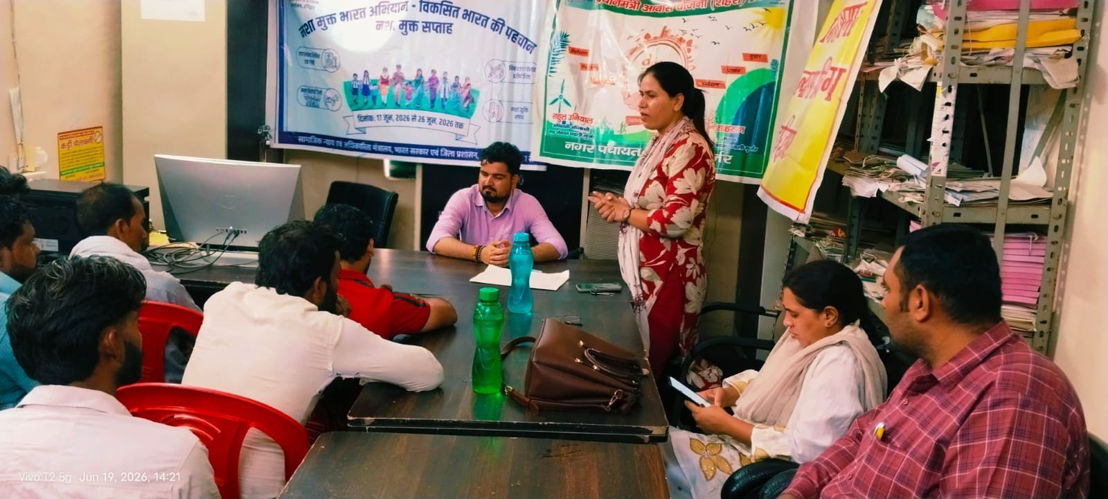जिलाधिकारी के निर्देशन में जनपद के नगर निगम नगर पंचायत, नगर पालिकाओं एवं विकास खण्डो में आज तीसरे दिन भी आयोजित किए गए जनकल्याण शिविर