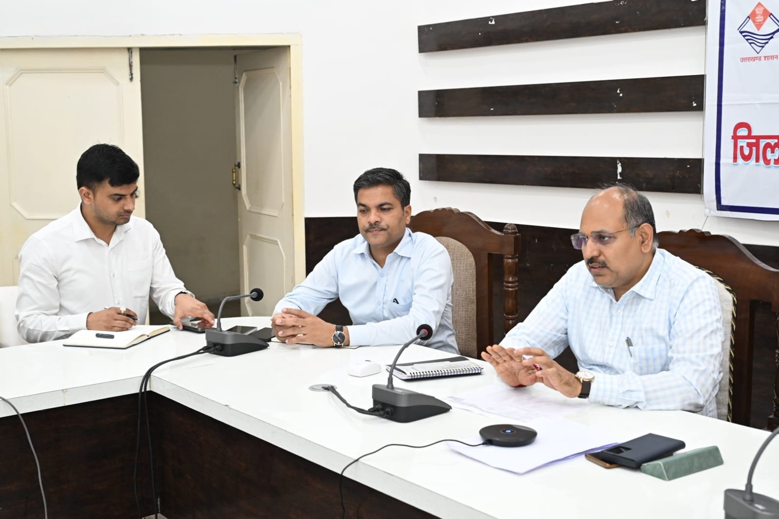 ठोस अपशिष्ट प्रबंधन के नियमों का कड़ाई से सभी अधिकारी अनुपालन सुनाश्चित करे : मुख्य विकास अधिकारी