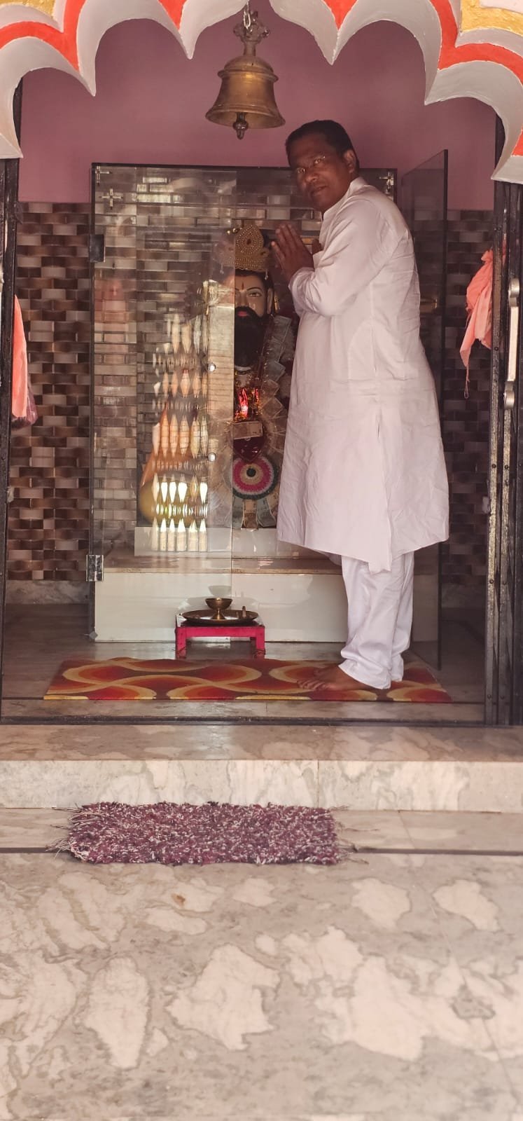 देशराज कर्णवाल जी ने ग्राम कमेलपुर में आयोजित जनसमस्या समाधान एवं जनसंवाद शिविरों में प्रतिभाग कर ग्रामीणों की समस्याएं सुनीं