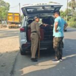 बाजपुर के महेशपुरा चेक पोस्ट में रोड चेकिंग की गई