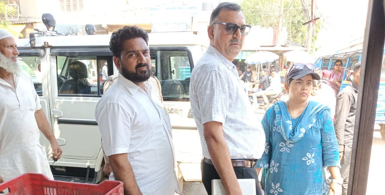 मुख्यमंत्री के निर्देशन में जनपद में चौथे दिन भी जारी रहा अतिक्रमण हटाओ अभियान