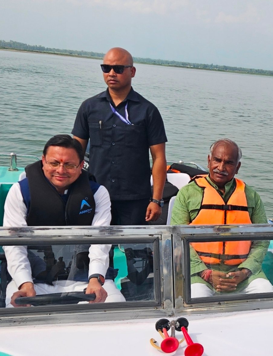 मुख्यमंत्री ने गदरपुर आयोजित होने वाली अंतर्राष्ट्रीय क्याकिंग एवं कैनोइंग प्रतियोगिता की तैयारियों का स्थलीय निरीक्षण कर व्यवस्थाओं का जायजा लिया