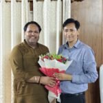 रुद्रपुर के समग्र विकास ज्वलंत एवं जनहित के मुद्दों पर मेयर विकास शर्मा ने कुमाऊँ आयुक्त/सचिव मुख्यमंत्री दीपक रावत से की मुलाकात