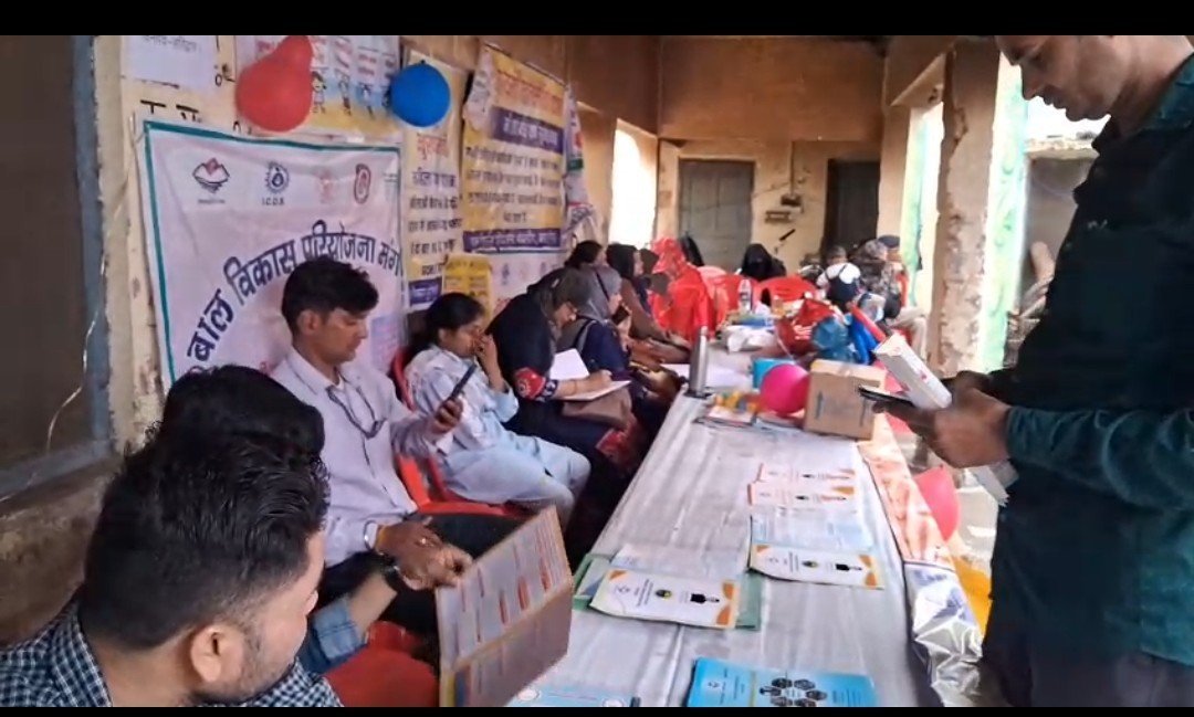 लोक समस्या निवारण कैंप में अल्पसंख्यक आयोग की उपाध्यक्ष ने सुनीं जन समस्याएं