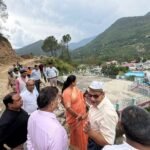 विधायक आशा नौटियाल ने किया जिलाधिकारी विशाल मिश्रा के साथ अगस्त्यमुनि के निर्माणाधीन बाईपास का निरीक्षण, सुदृढ़ ड्रेनेज व्यवस्था के दिए निर्देश