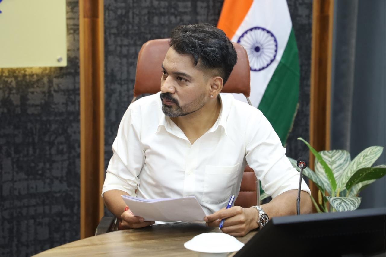 शिकायत-बहुल क्षेत्रों की होगी जीआईएस मैपिंग, तय होगी अधिकारियों की जवाबदेही-डीएम