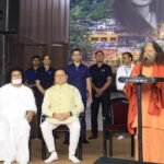 पूज्य मोरारी बापू के श्रीमुख से प्रवाहित 980वीं श्रीराम कथा का भव्य समापन