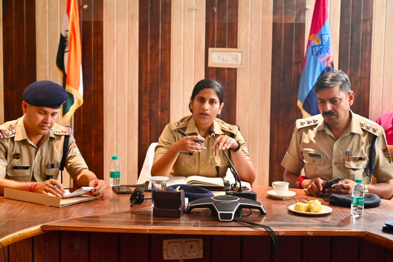 SSP हरिद्वार के निर्देश पर SP यातायात सुश्री निशा यादव की अध्यक्षता में सिडकुल कंपनियों के प्रतिनिधियों के साथ हुई महत्वपूर्ण बैठक