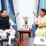 मुख्यमंत्री धामी की उत्तराखण्ड विधानसभा अध्यक्ष ऋतु खंडूड़ी से शिष्टाचार भेंट