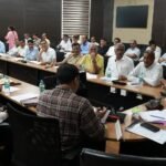 अधिकारी उद्योग बन्धुओं की समस्याओं का प्राथमिकता से निस्तारण करना सुनिश्चित करें: शाशनी