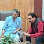 अशोक वर्मा ने सफाई कर्मचारी यूनियन के धरना स्थल पर पहुंचकर किया संबोधित