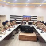 आगामी कांवड़ मेले के दृष्टिगत SSP हरिद्वार नवनीत सिंह ने की अहम बैठक