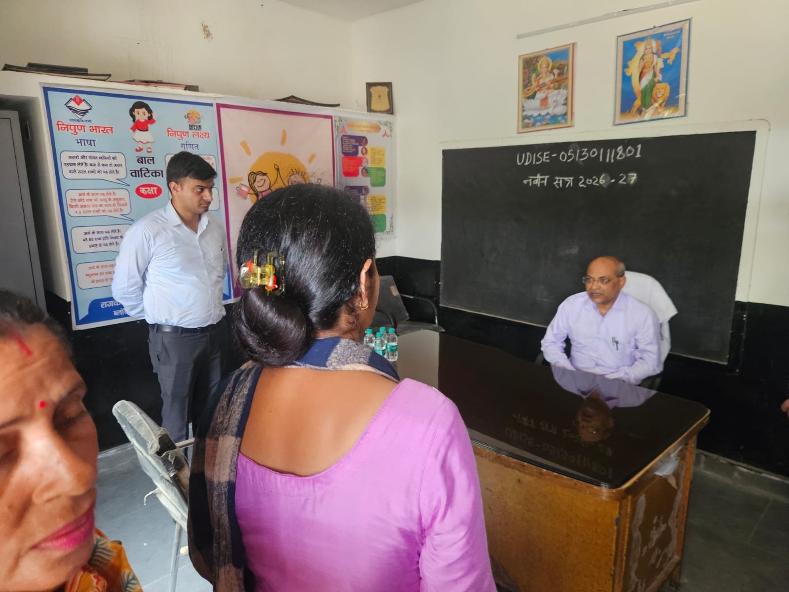 आयुक्त गढ़वाल मण्डल ने हरिद्वार ग्रामीण विधानसभा के तीन मतदेय स्थलों का किया निरीक्षण, मतदाता सूची गहन पुनरीक्षण कार्य का लिया जायजा