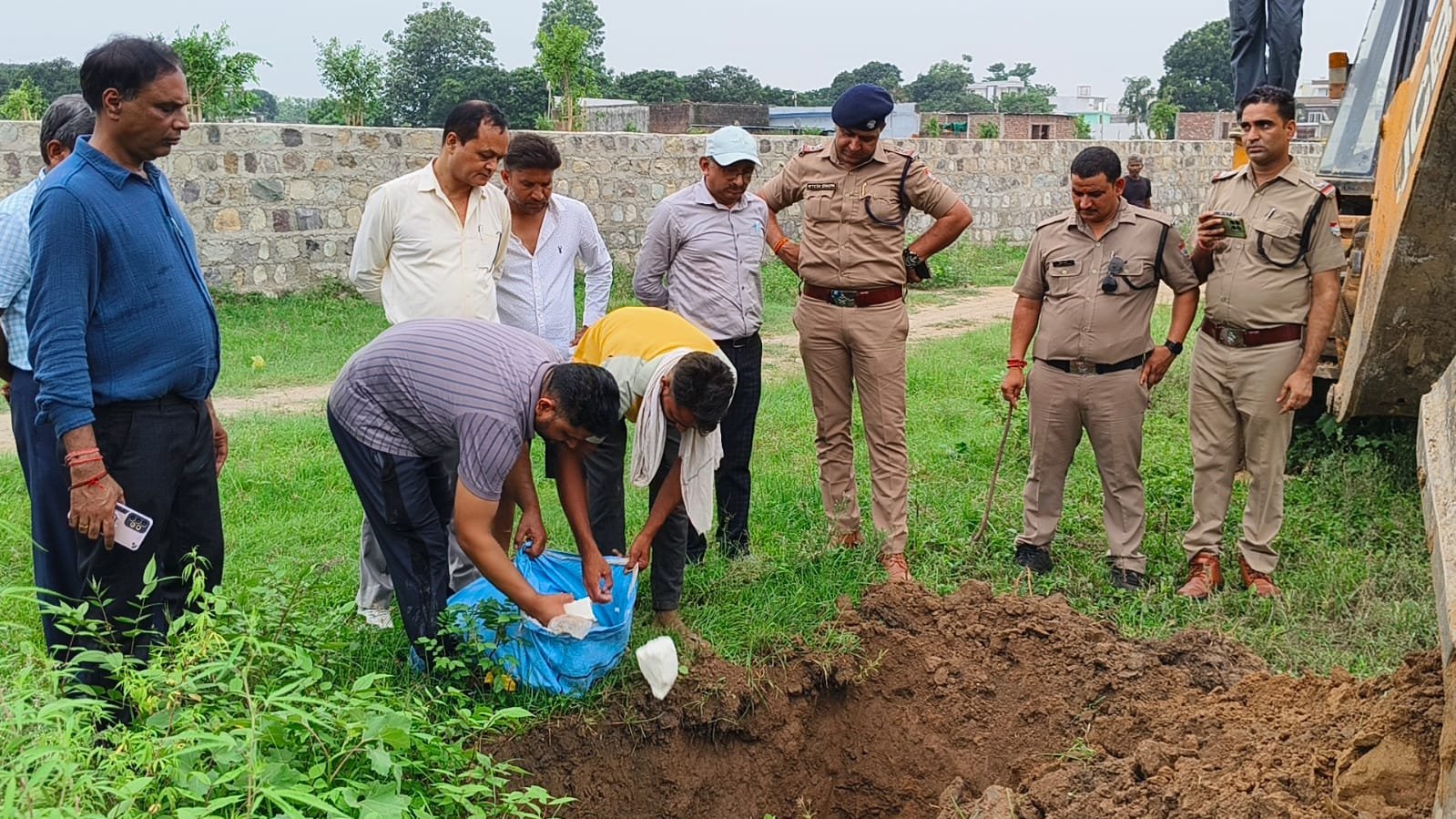जिलाधिकारी के निर्देशन में श्यामपुर पुलिस एवं खाद्य सुरक्षा विभाग की संयुक्त कार्रवाई, नकली पनीर निर्माण इकाई पर छापा