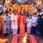 परमार्थ निकेतन दर्शनार्थ पहुँचे उत्तराखंड के स्वास्थ्य एवं चिकित्सा शिक्षा मंत्री डॉ. धन सिंह रावत जी