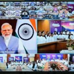 मुख्यमंत्री ने मुख्य सेवक सदन में लेखकों एवं साहित्यकारों से किया संवाद