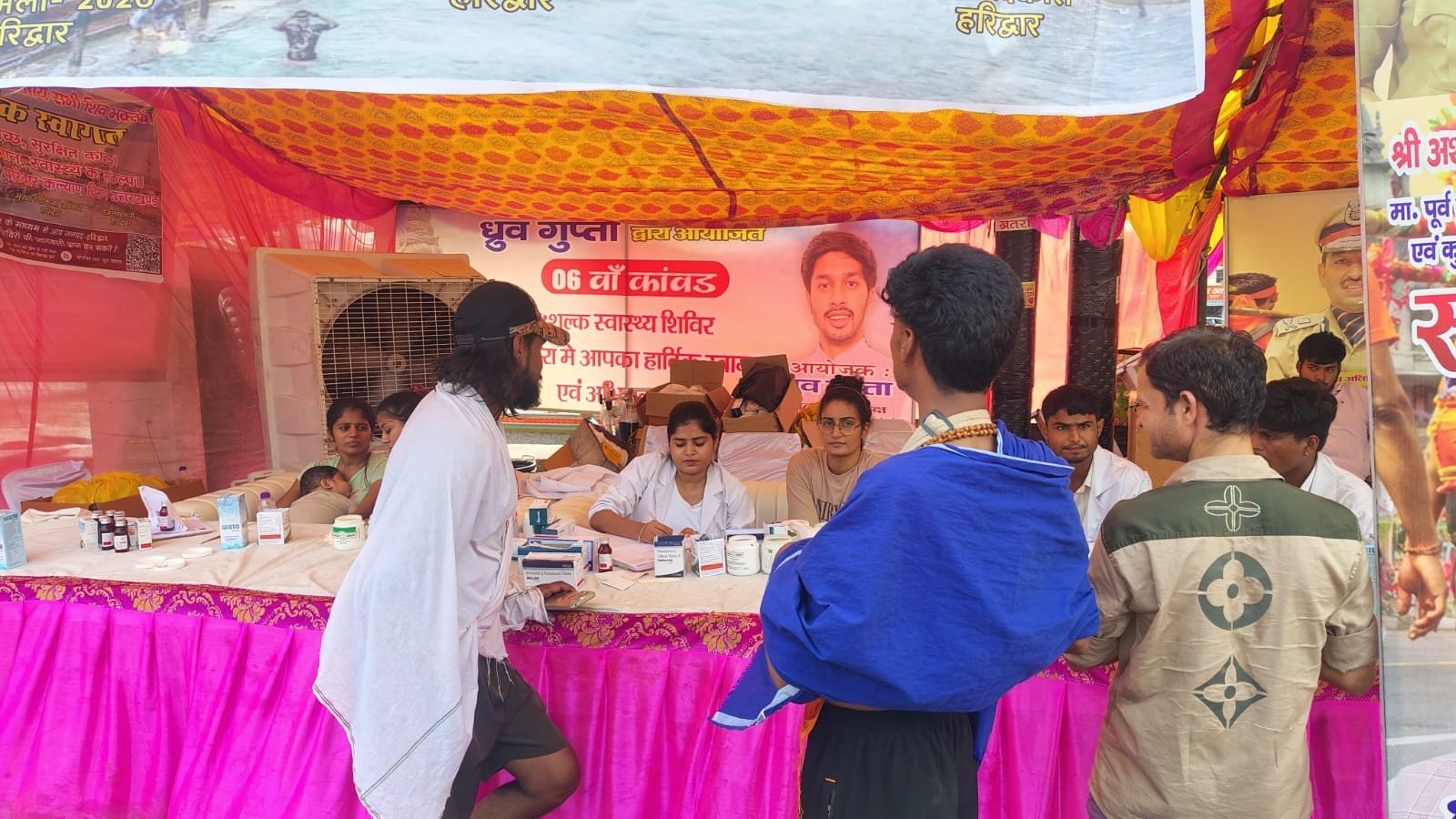 कांवड़ यात्रा पर आने वाले शिवभक्तों का स्वास्थ्य खराब होने की दशा में तत्काल निशुल्क किया जा रहा है उपचार
