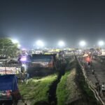 कांवड़ यात्रियों के स्वागत के लिए नारसन बॉर्डर प्रवेश द्वार से राष्ट्रीय राजमार्ग पर लगाई गई रंगीन एलईडी लाइटें