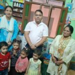 जिलाधिकारी ने आंगनबाड़ी केंद्र का किया निरीक्षण, नौनिहालों से संवाद कर जानी उनकी रुचियां