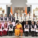 राष्ट्रपति से भेंट कर अभिभूत हुए जनजातीय छात्र-छात्राएं