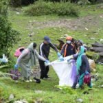 विधिक सेवा प्राधिकरण ने चलाया वृहद सफाई अभियान, पर्यटकों और स्थानीय लोगों को दिया स्वच्छता का संदेश