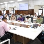 श्री केदारनाथ धाम यात्रा के द्वितीय चरण की तैयारियों को लेकर जिलाधिकारी ने की समीक्षा