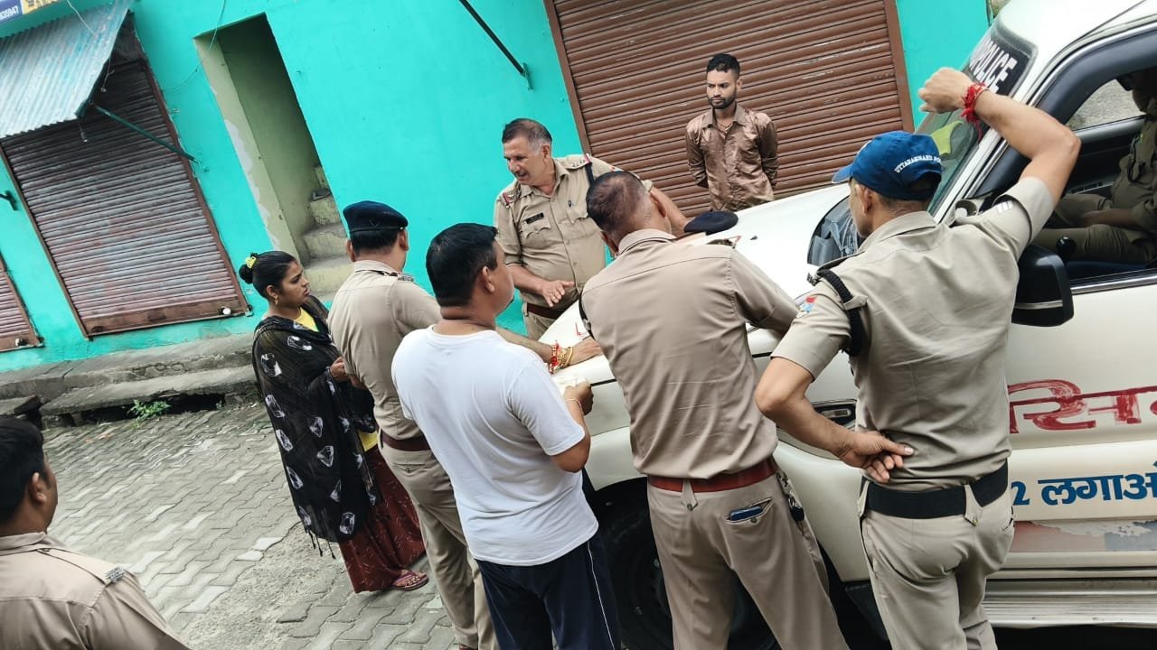 संदिग्ध किरदारों पर है पुलिस की नजर, हरिद्वार पुलिस का सत्यापन अभियान जारी