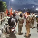 हाईवे पर यातायात व्यवस्था को सुचारू रूप से चलाएं जाने हेतु पुलिस पुलिस टीम अपने-अपने ड्यूटी पॉइंट पर मुस्तैद होकर कर रही शिव भक्तों को उनके गंतव्य के लिए रवाना