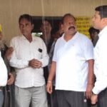 खंकरा नदी का जल स्तर बढ़ने से वनगवाँ गाँव में जलभराव की स्थिति हो गई