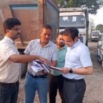 काशीपुर-रामपुर राष्ट्रीय राजमार्ग के गड्ढा मुक्त कार्यों का सीडीओ ने किया निरीक्षण,गुणवत्ता परखने के लिए एकत्र कराए नमूने