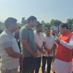 मुख्यमंत्री ने सुनीं जनसमस्याएं, अधिकारियों को दिए त्वरित समाधान के निर्देश