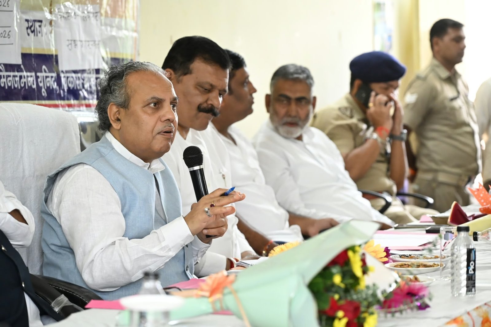 लक्सर में आपदा प्रबंधन समीक्षा बैठक सम्पन्न, उपाध्यक्ष विनय रुहेला ने राहत एवं पुनर्वास कार्यों में तेजी लाने के दिए निर्देश