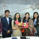 ‎पांच सदस्यीय प्रशिक्षु पीसीएस दल ने जिलाधिकारी से की शिष्टाचार भेंट