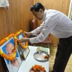 राष्ट्र निर्माण में व देश को परतंत्रता (गुलामी) से मुक्त करने में (महात्मा गांधी और लाल बहादुर शास्त्री) विशेष भूमिका रही:कुमाऊं आयुक्त